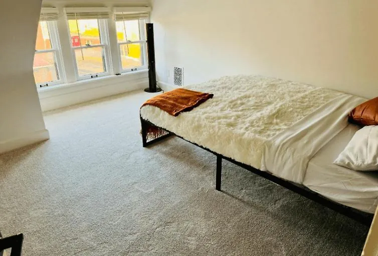 Holiday home Short North Convention King Bed Free Parking Villa Columbus United States