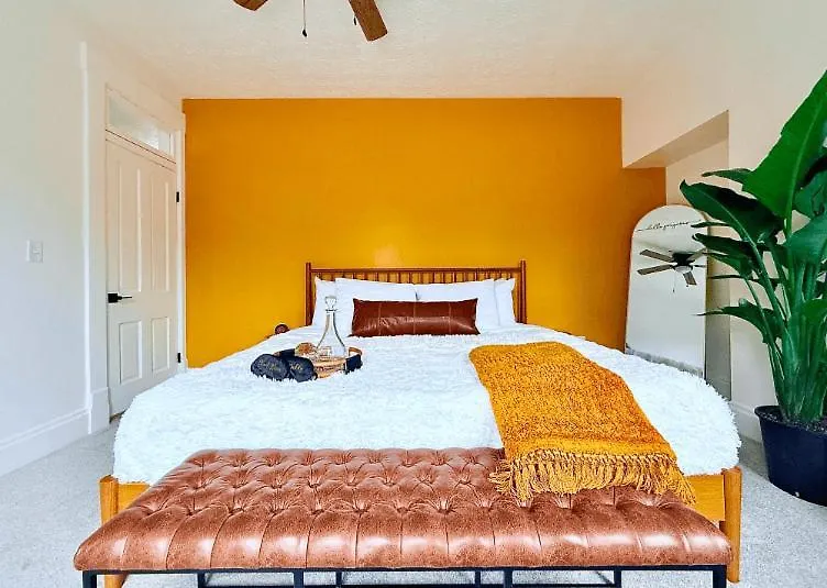 Holiday home Short North Convention King Bed Free Parking Villa Columbus