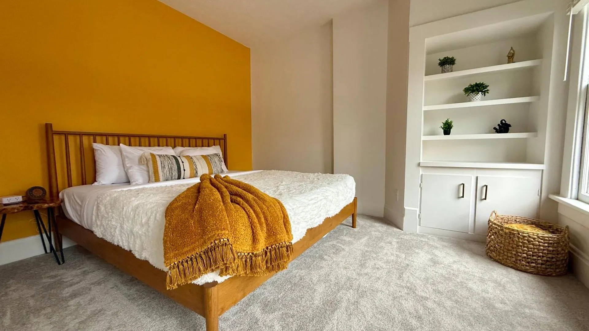Holiday home Short North Convention King Bed Free Parking Villa Columbus